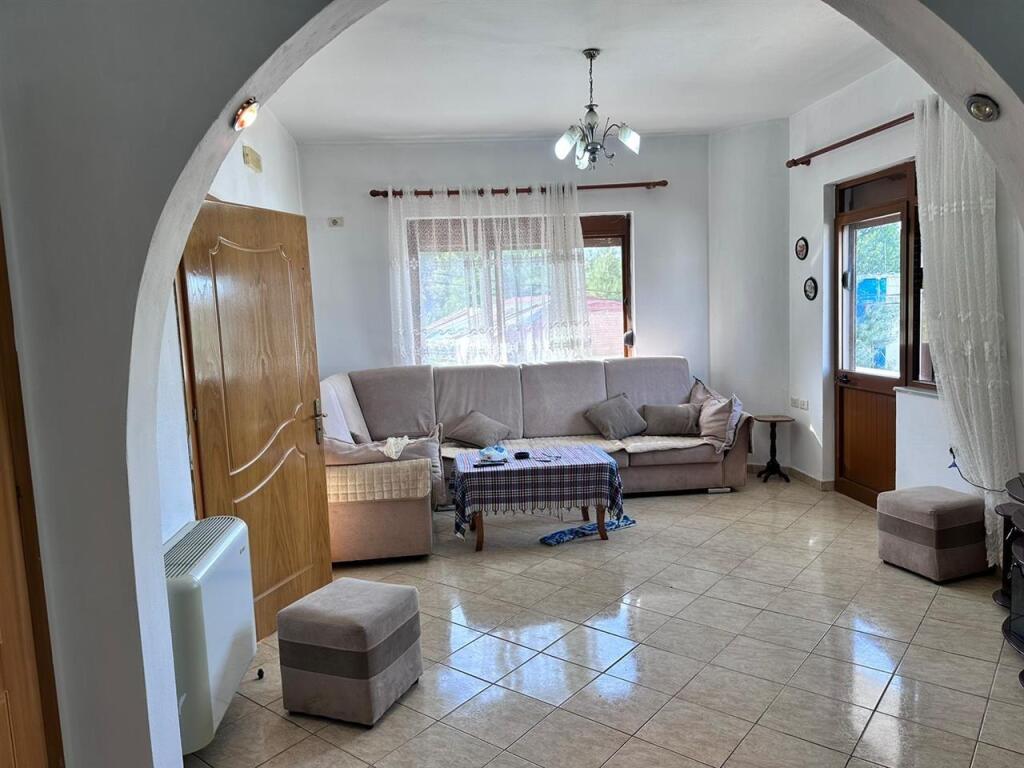 For sale 4-story villa + land in Mullet, near Iluminatium