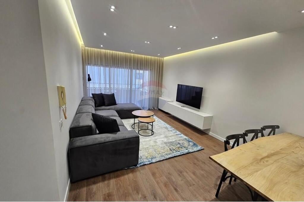 2+1 apartment for rent in Myslym Shyri