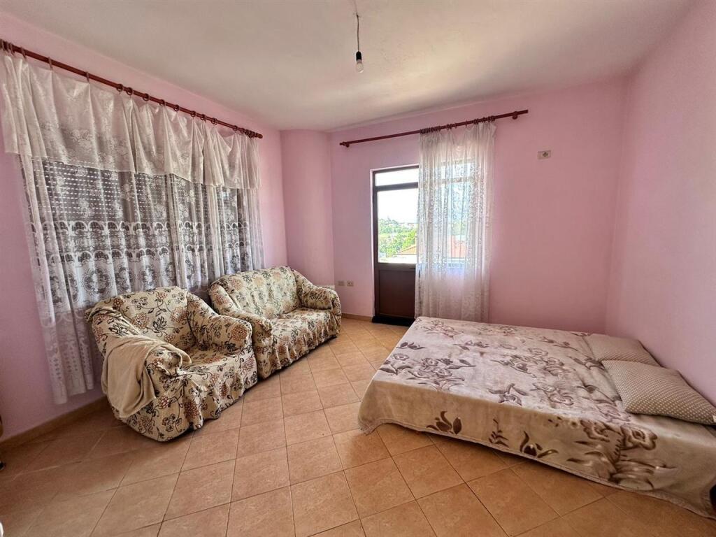 For sale 4-story villa + land in Mullet, near Iluminatium