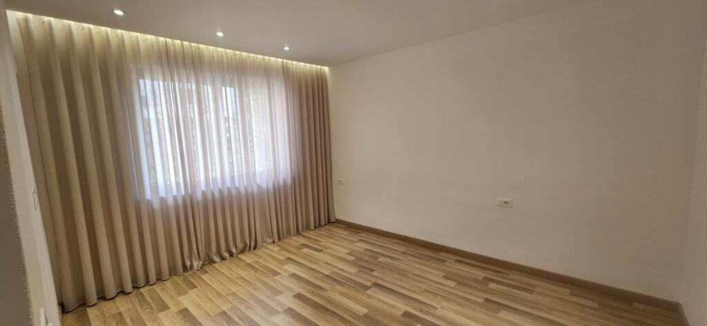 3+1 for rent near Xhamllik