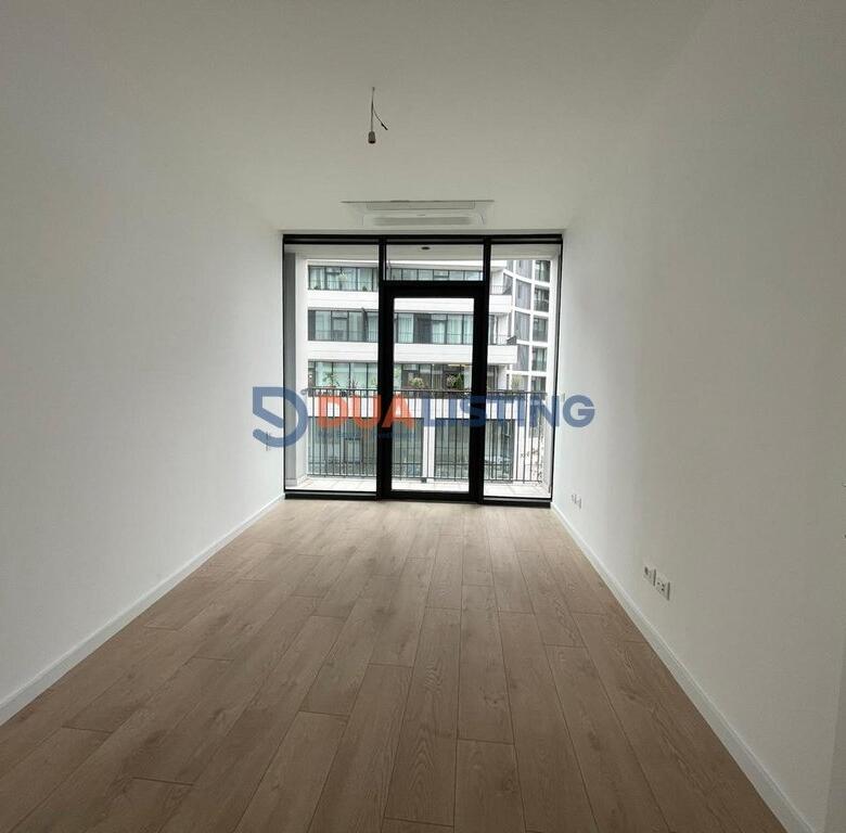 RENT, OFFICE SPACE + PARKING AT LAKE VIEW!