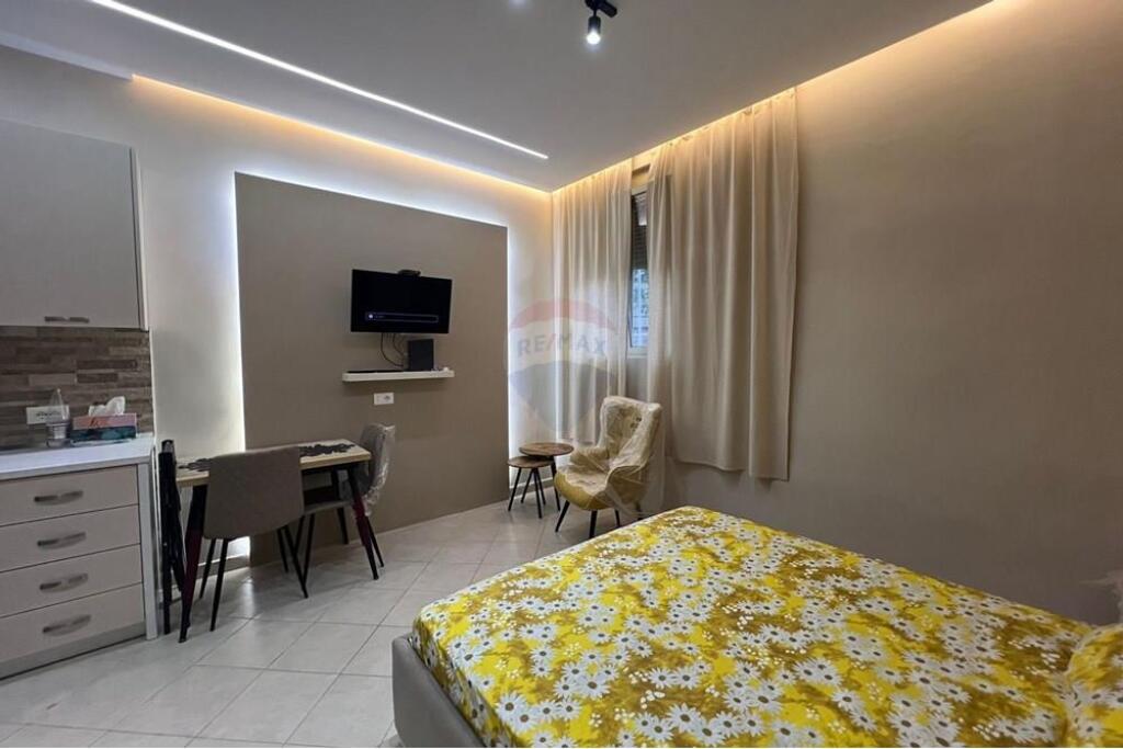 Studio for rent on Durres Street