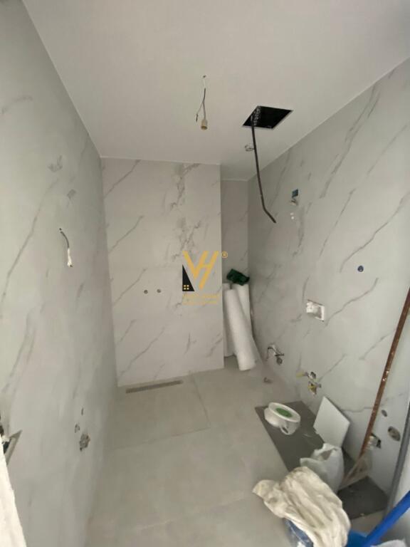 OFFICE 102 M2 FOR RENT AT LAKE VIEW RESIDENCE