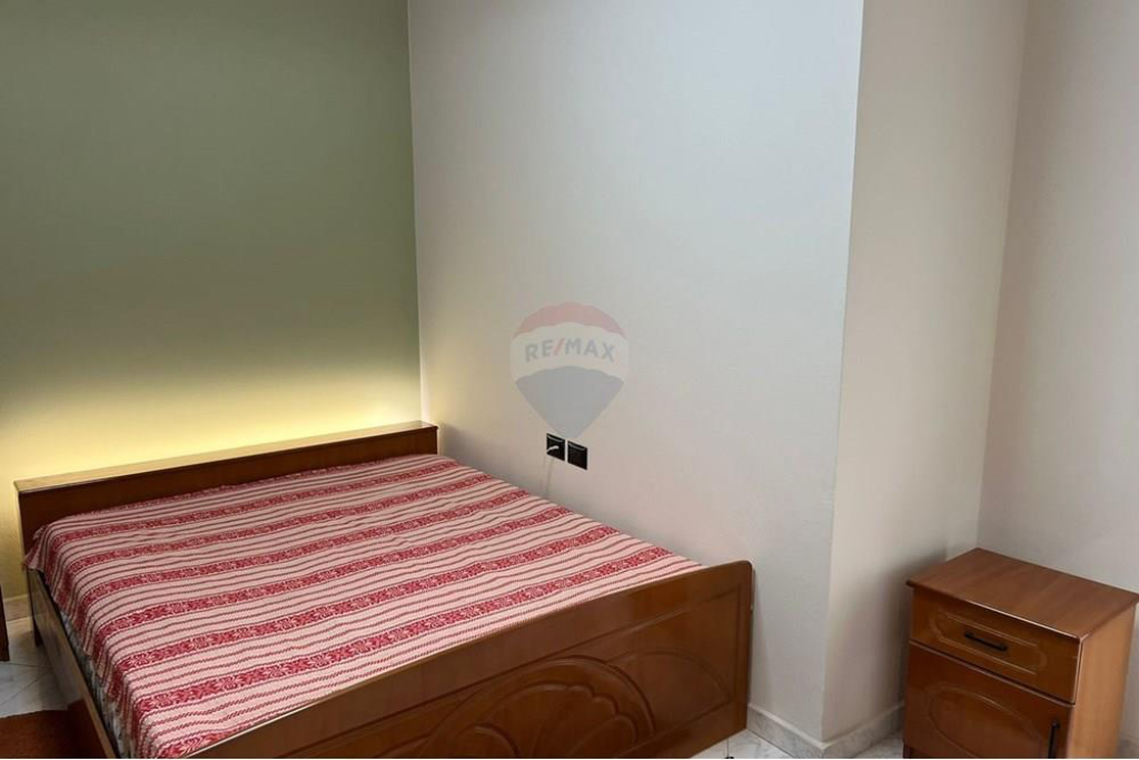 1+1 apartment for rent at Kodra e Diellit.