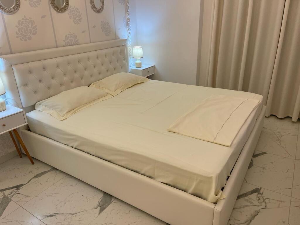 Apartment for rent December 21