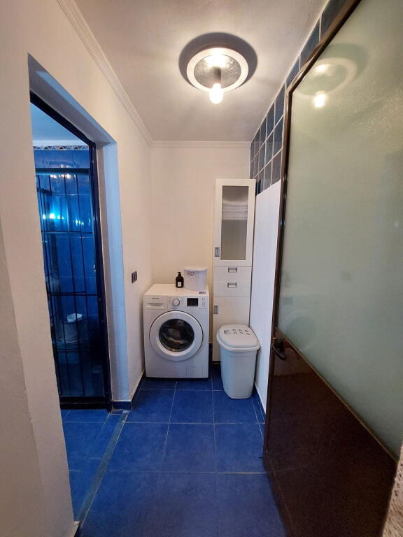 Apartament Ne Shitje 2+1 Tek Myslym Shyri (ID B120685) Tirane