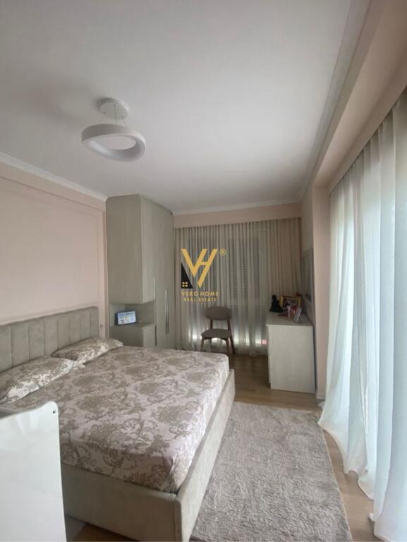 FOR SALE APARTMENT 2+1 AT VILA L 2021, UNAZA E RE