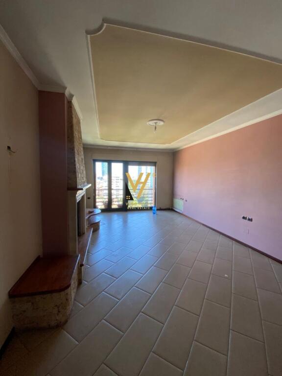 OFFICE 160M2 FOR RENT IN THE BLOCK