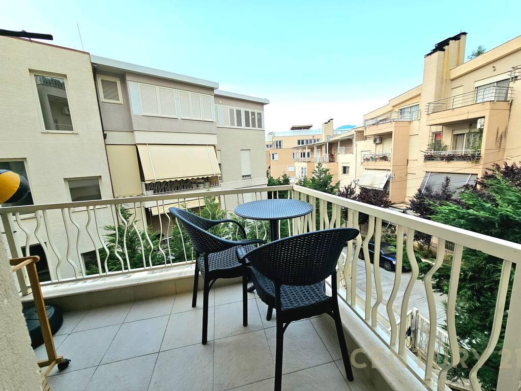 For rent 2+1+2, Peti Street