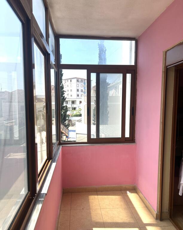 Apartment 2+1 for rent, Jordan Misja Street, near the train station.