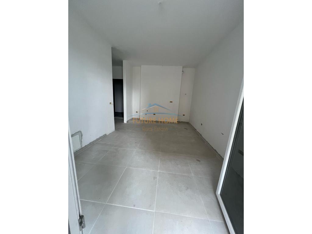 Shitet, Apartament 1+1, Univers City