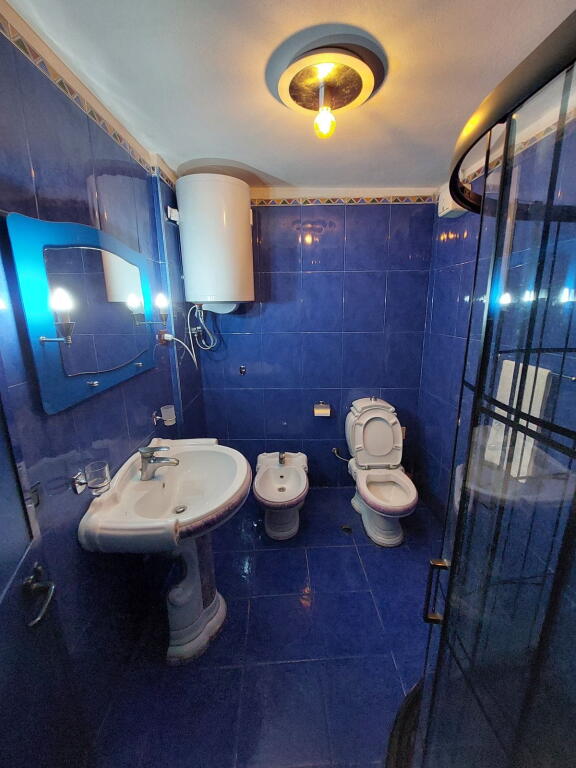 Apartament Ne Shitje 2+1 Tek Myslym Shyri (ID B120685) Tirane