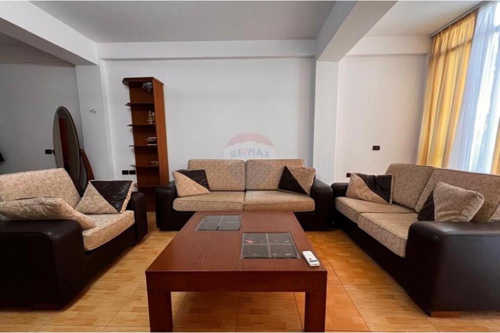 Apartment for rent 1+1 on Elbasan Street!