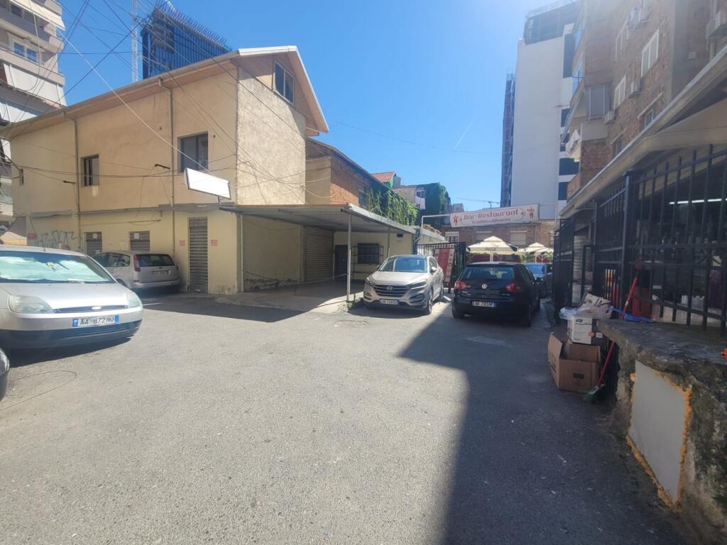 Ambjent per qera