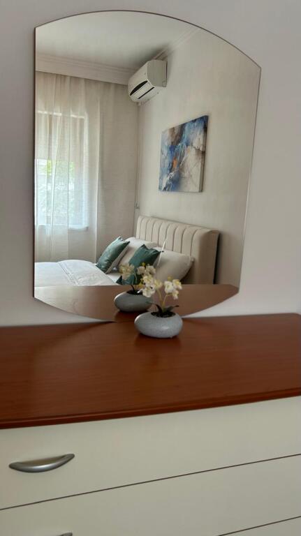 Apartment 2+1+2 for rent, Pazari i Ri
