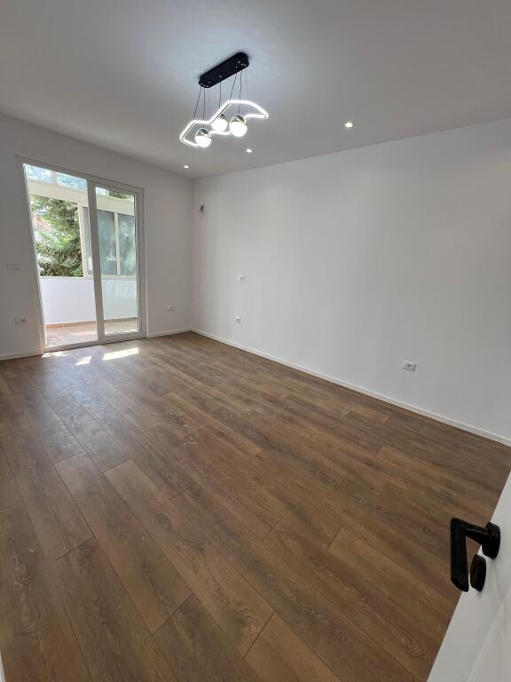For sale Apartment 2+1+2 Myslym Shyri, Shkolla Pjetër Budi