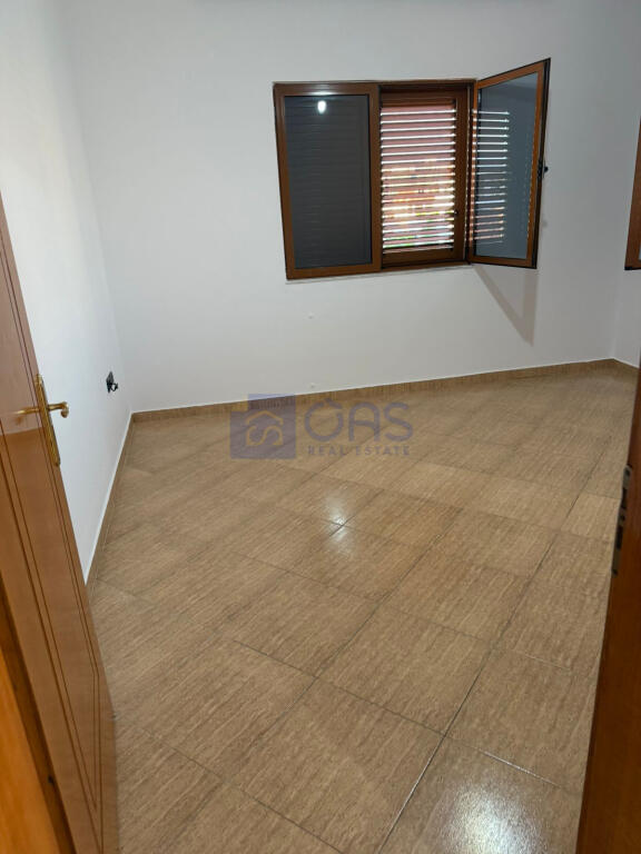 House for rent 3+1 at Siri Kodra, Tirana