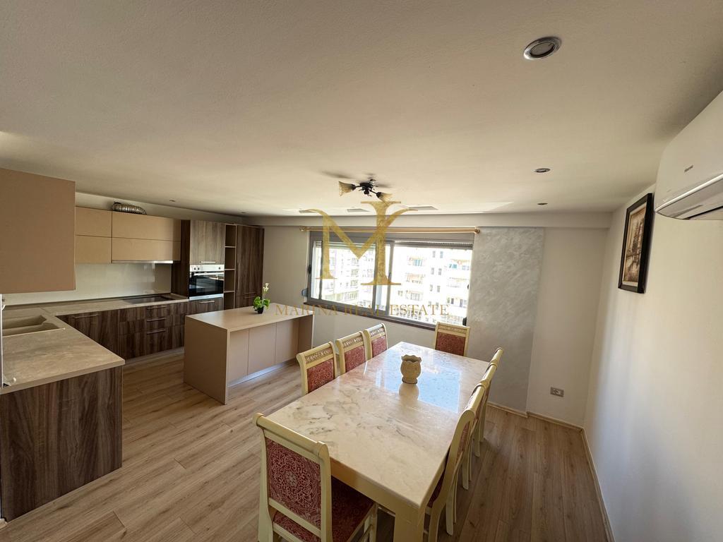 VENDITA SUPER DUPLEX PENTHOUSE CON VISTA MARE BALCONI INSIEME A GARAGE PRESSO RUOTA ROSSA!!