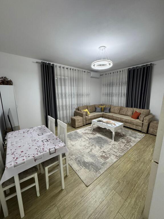 In vendita appartamento 1+1 con balcone