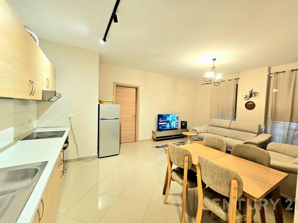 For rent 2+1+2, Peti Street