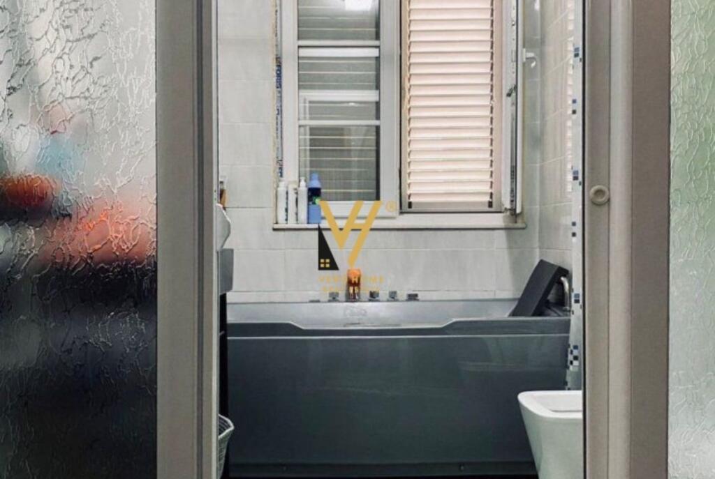 TRIPLEX 4+1+2 FOR RENT ON BRIGADAVE STREET