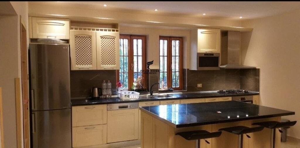 VENDITA VILLA 500 M2 DON BOSKO