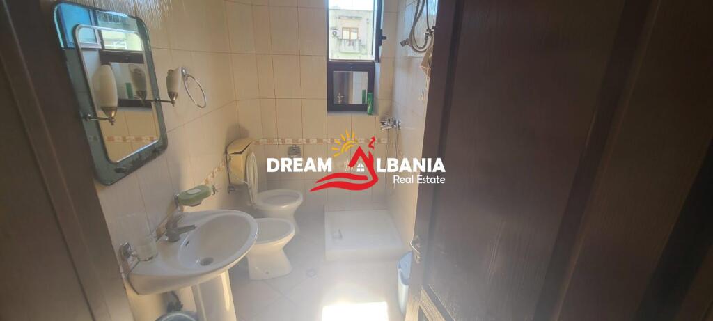 1+1 apartment for sale inside the Ring, near Harry Fultz in Tirana.