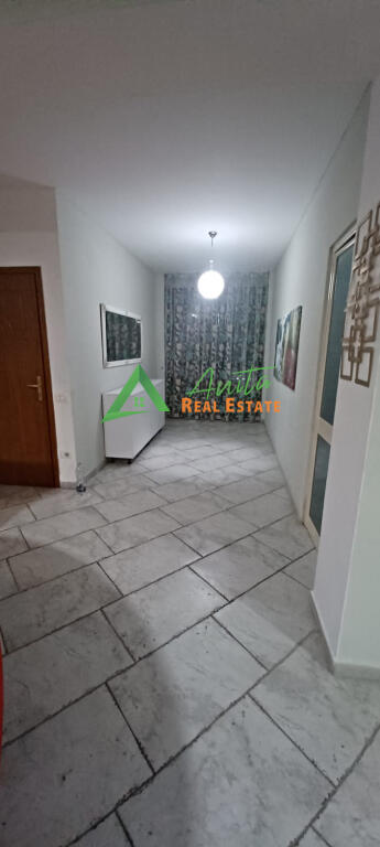 New Bazaar - The first floor of a private house is for rent