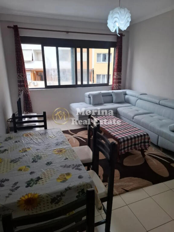 Qera Apartament 1+1, Astir