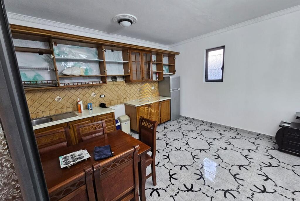 Qira, Hyrje private, 2+1+Verandë+Post Parkimi, Ish Fusha e Aviacionit