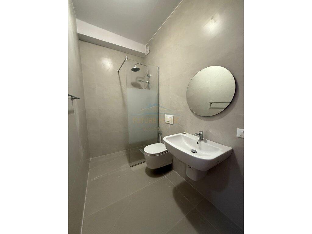 Qera, Apartament 1+1, Rruga Panorama.