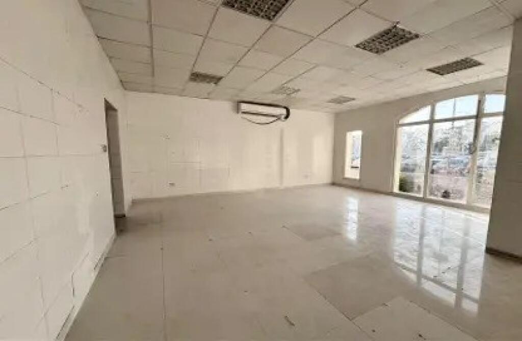 Shop for Rent in Bllok (ID BD21716) Tirana