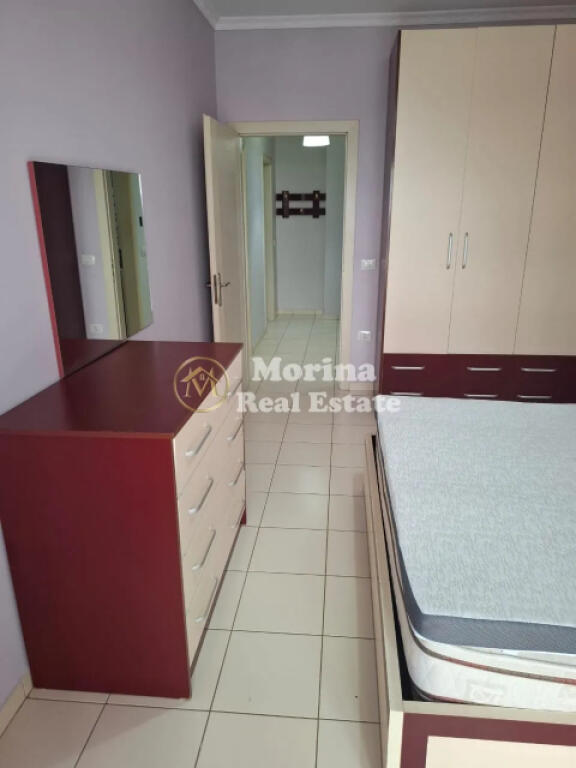 Qera Apartament 1+1, Astir