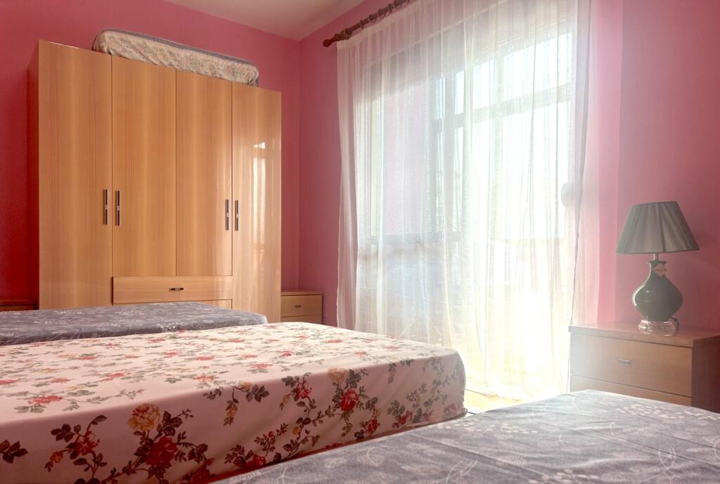 Apartment 2+1 for rent, Jordan Misja Street, near the train station.