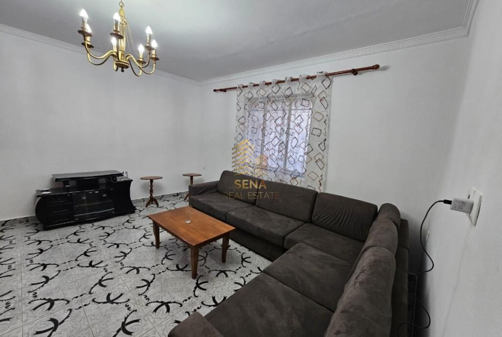 Qira, Hyrje private, 2+1+Verandë+Post Parkimi, Ish Fusha e Aviacionit