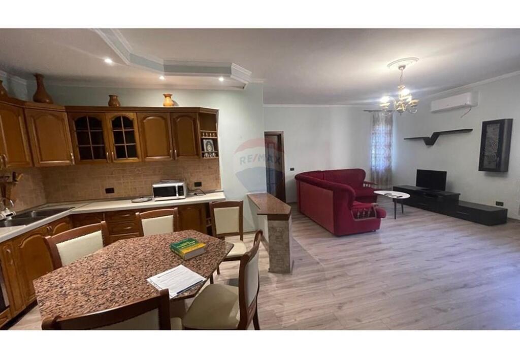 Apartment 3+1+2 for sale at the Ballet School