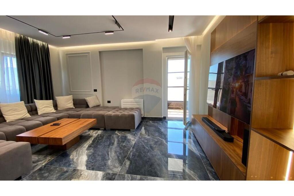 2+1 apartment for rent near the Botanical Garden!