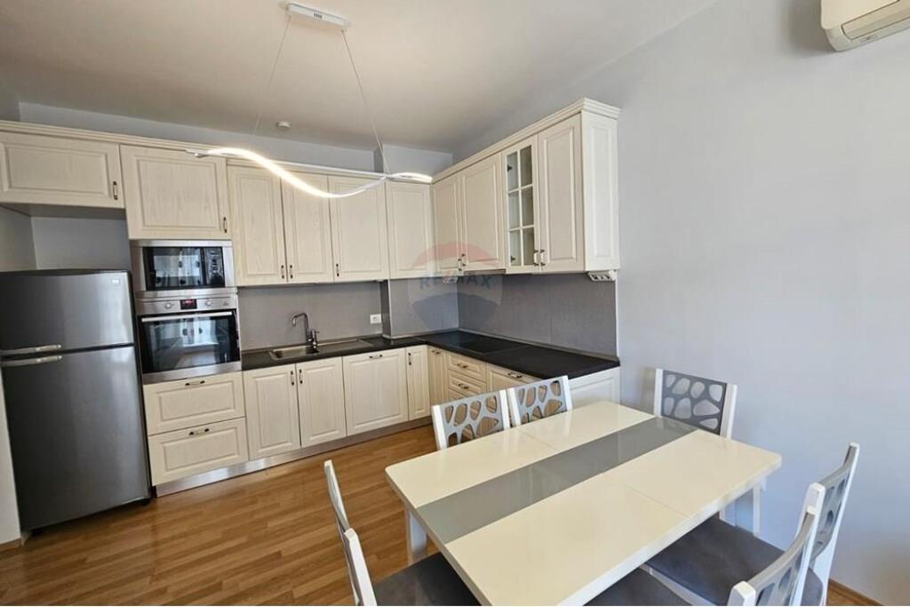 Apartament 2+1 për qira tek 21-Dhjetori!
