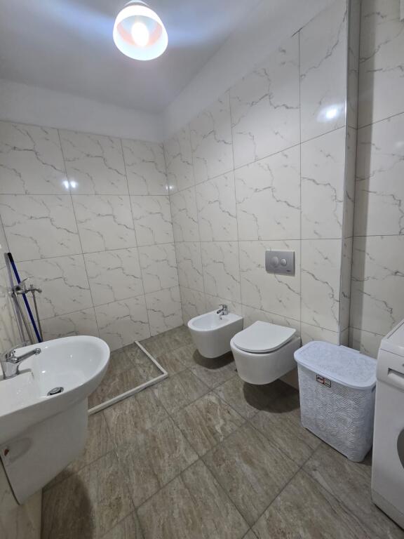 Apartament 2+1 me qira Golden Park