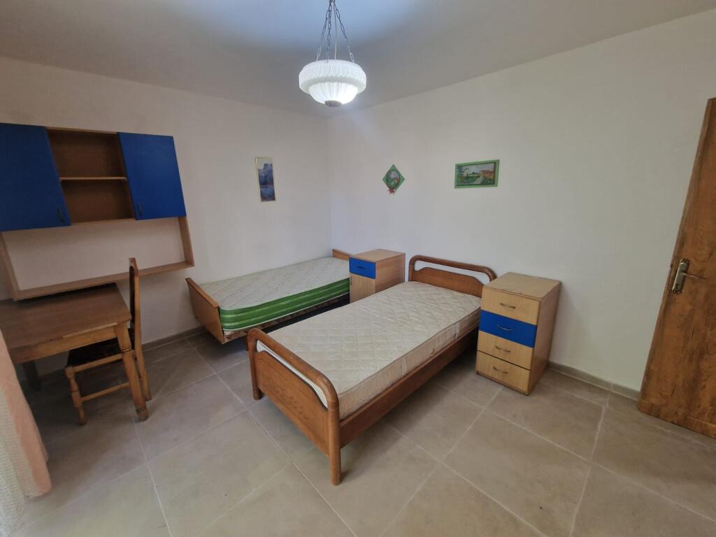 For rent 3+1 apartment, near the Mozaik in Tirana