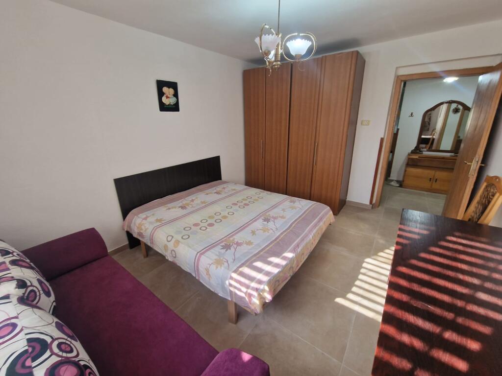 For rent 3+1 apartment, near the Mozaik in Tirana