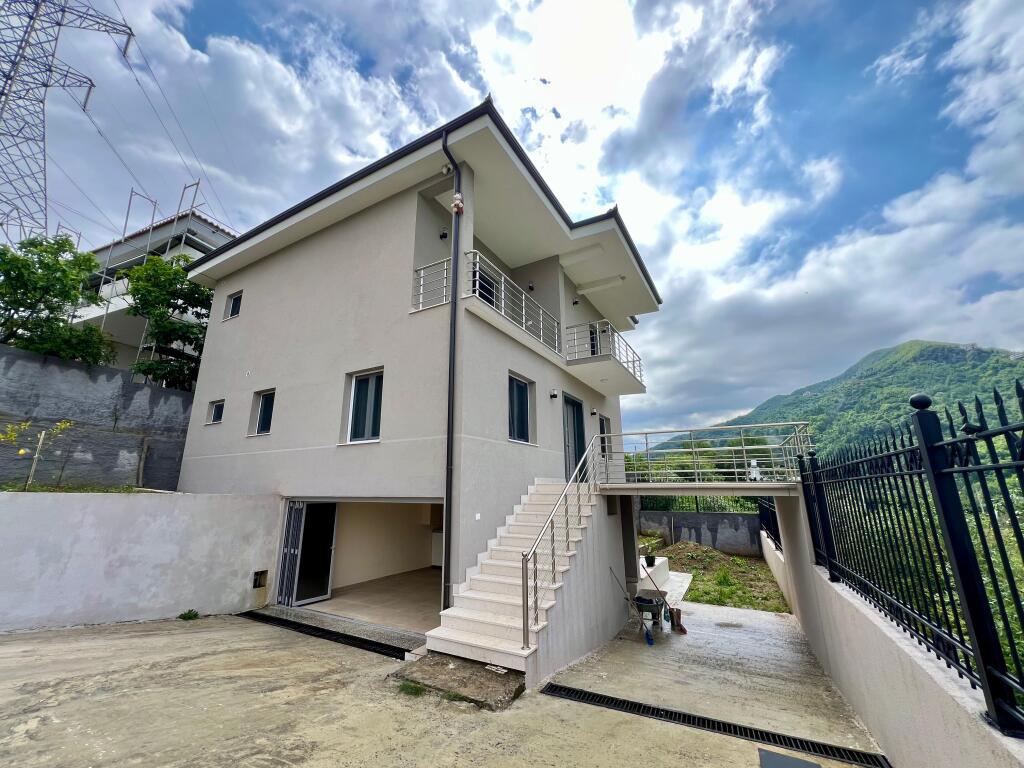 For sale 2-Story Villa, “Mullet”- Tirana.