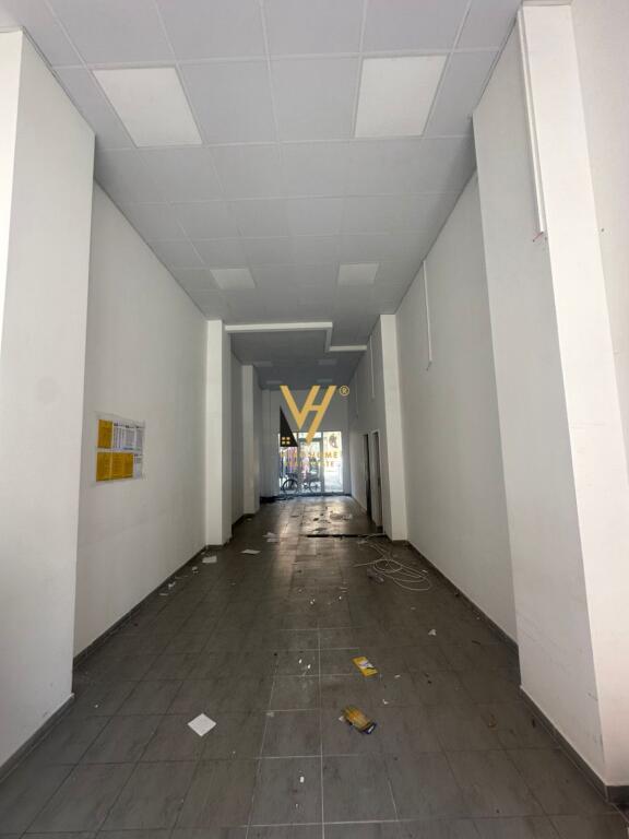 SHOP OF 50M2 FOR RENT IN MYSLYM SHYRI