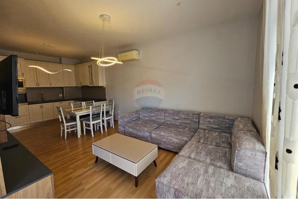 Apartament 2+1 për qira tek 21-Dhjetori!