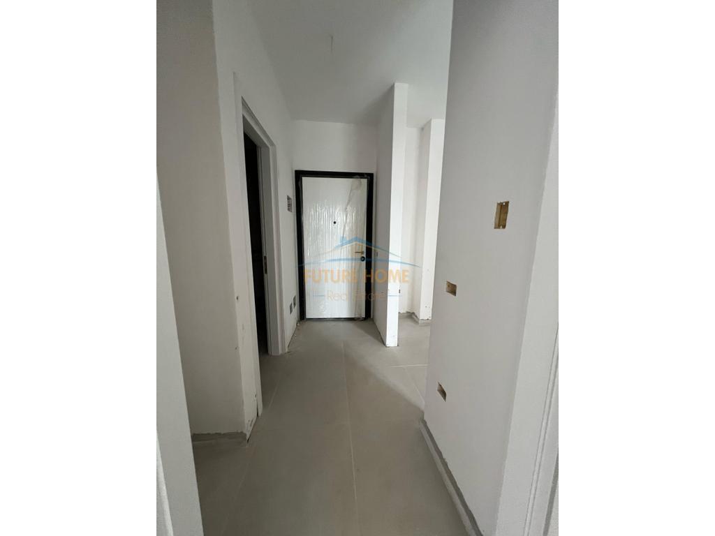 Shitet, Apartament 1+1, Univers City