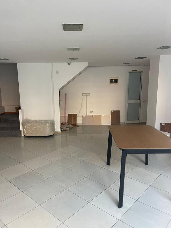Business space for rent Ground floor, 40 m² duplex Delijorgji