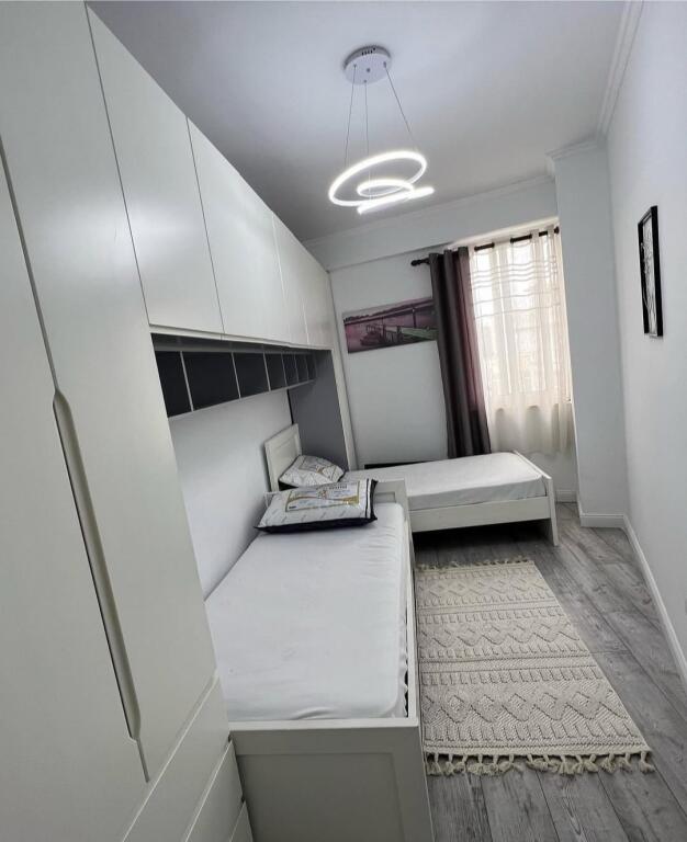 Shitet: Apartament 2+1 ne Astir te Fratari