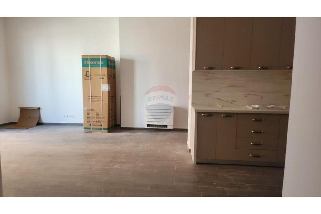 2+1 Apartment + Parking Space 🚘 In Complex