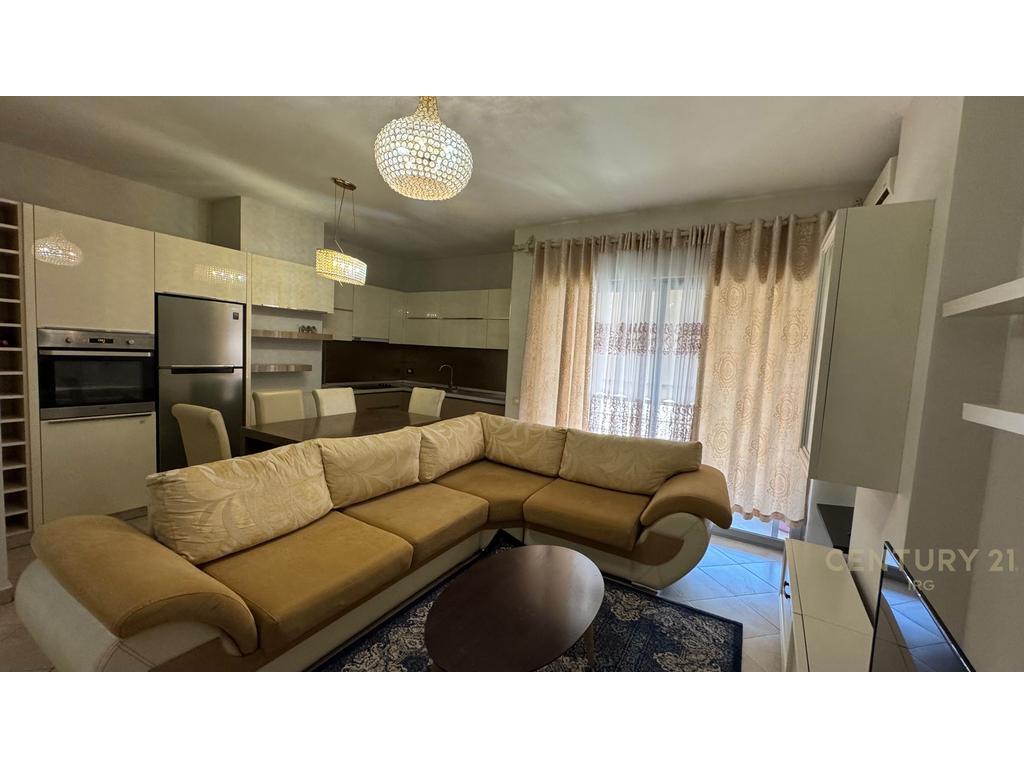 Apartament 2+1+2 me qera ne Astir prane Unazes se Re