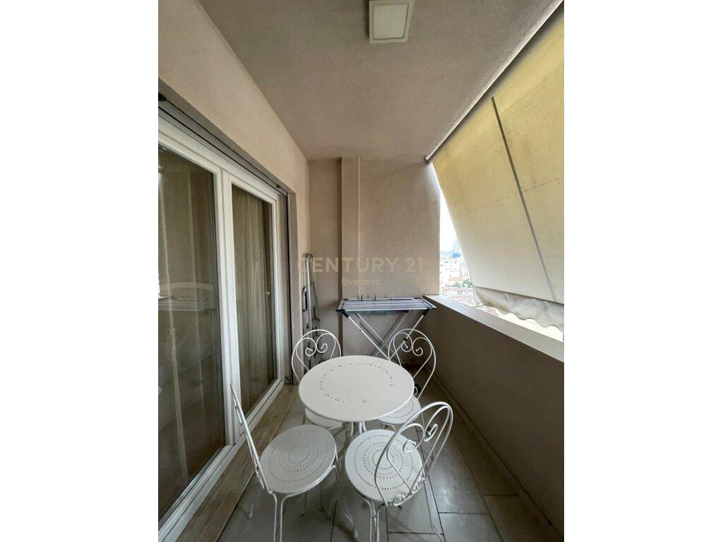 RR. ALI DEMI, WE OFFER FOR RENT A 1+1 APARTMENT